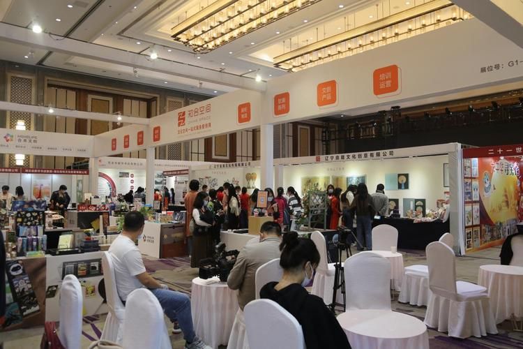 專業多語種會議服務 同聲傳譯、速錄與攝影攝像，覆蓋北上廣深蘇等地